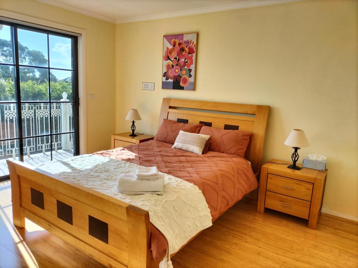 12 Mins To Mel Airport-Good Wood House Apartment St Albans Exterior photo