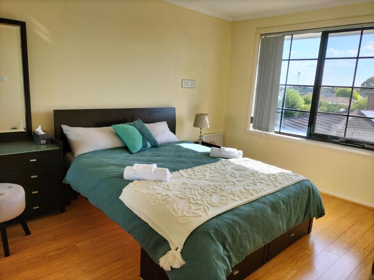 12 Mins To Mel Airport-Good Wood House Apartment St Albans Exterior photo